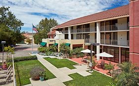La Quinta By Wyndham Thousand Oaks-Newbury Park